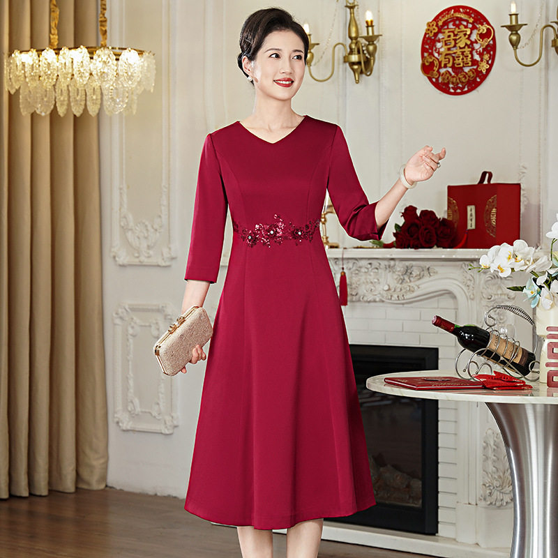 妈妈装礼服高贵丈母娘参加婚宴