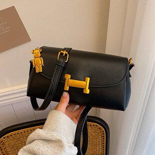 法棍包复古通勤斜挎腋下包简约时尚高级感百搭日常小方包