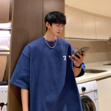 藏青色