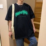 黑色