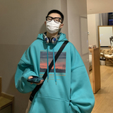湖绿色