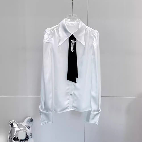 衣莉卓雅2024春季新款简约感休闲钻饰领结翻领正肩衬衫上衣女