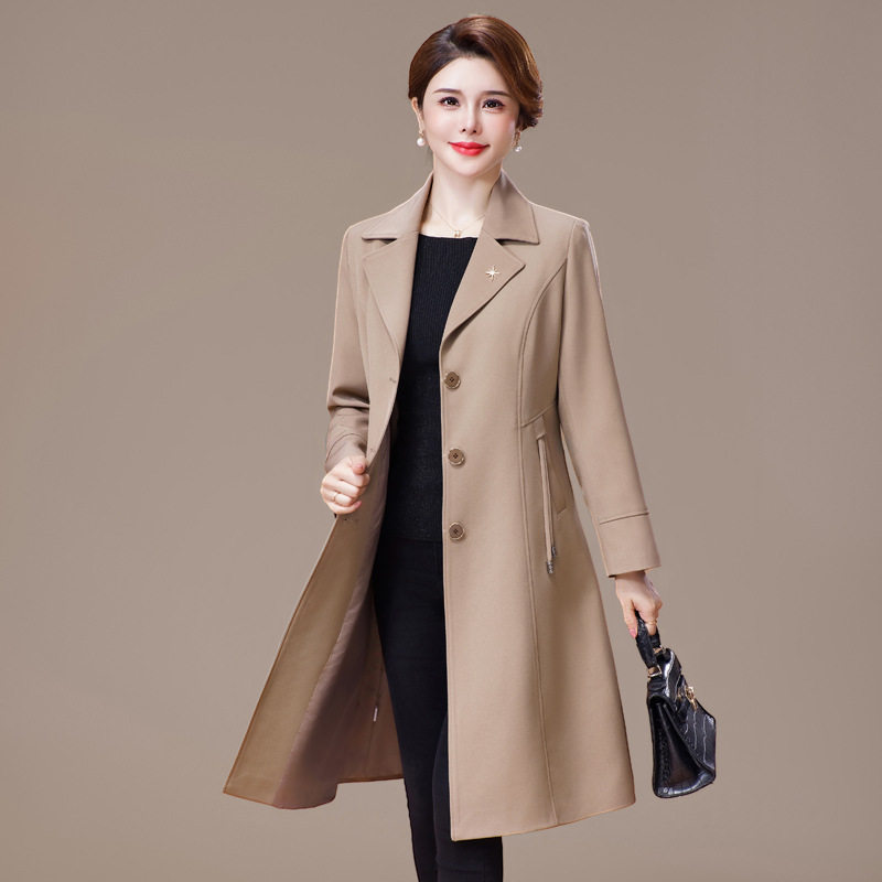 中老年春款女装外套200斤中长款风衣洋气高贵春装加肥加大码妈妈