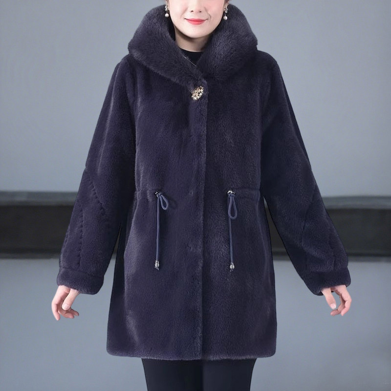 胖妈妈冬装外套加肥加大码中老年女装200斤洋气高贵中年妇女衣服