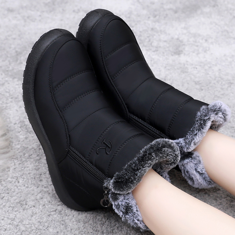 雪地靴冬季加厚保暖妈妈靴软底