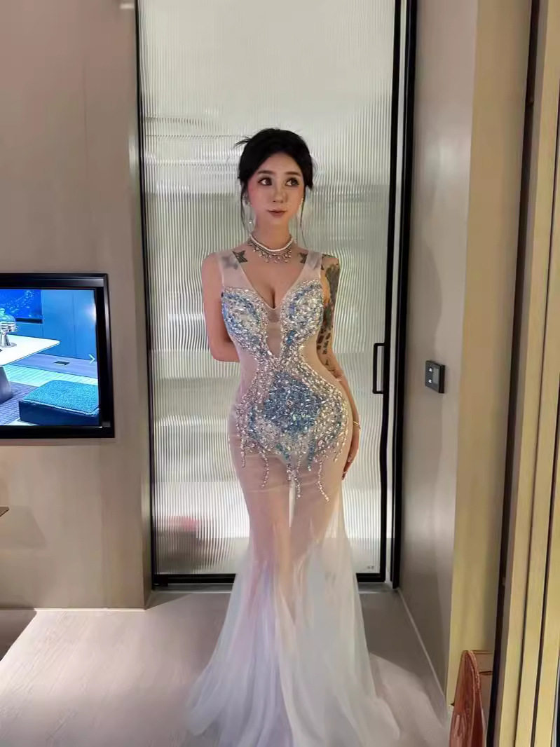 KTV高档重工华丽透视裙香槟色长款高端轻奢小众晚礼服女2024新图片