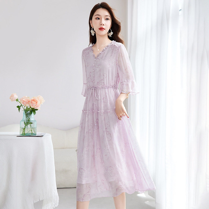 轻奢名媛真丝乔其印花连衣裙女时尚设计感优雅V领桑蚕丝妈妈装裙