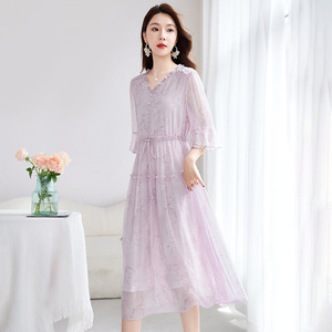 轻奢名媛真丝乔其印花连衣裙女时尚设计感优雅V领桑蚕丝妈妈装裙