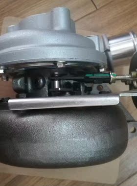 帕杰罗ZD30发动机涡轮增压器GT2052V  724639-5006 705954-0008