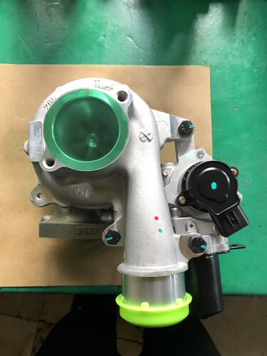 适配丰田Hilux 2.5-4D涡轮增压器2KD-FTV VB31 17201-0L070 0L071
