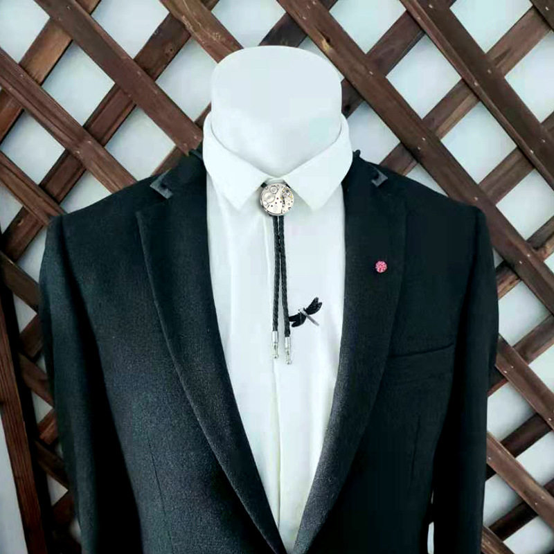 商务精英轻奢小众简约设计感钛钢男女士蒸汽钢链机芯吊坠皮绳项链