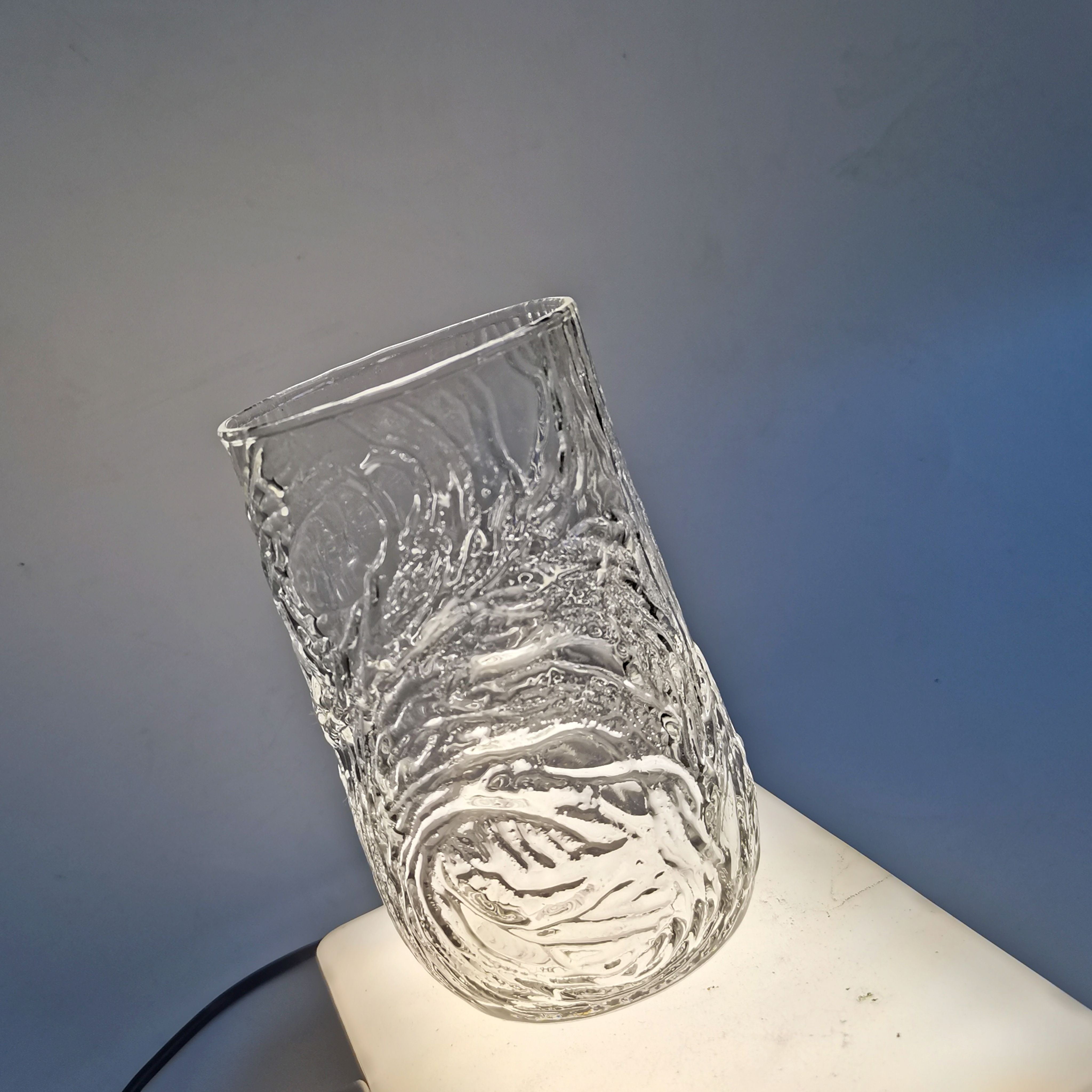 日本昭和海浪纹浮雕啤酒杯无铅玻璃杯中古牛奶果汁杯磨砂杯子全新