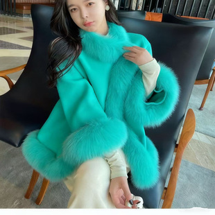 中国风斗篷外套女毛呢大衣小个子高级感千金风毛毛外套