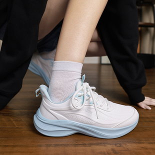 学生百搭小白鞋 女鞋 皮面软底轻便跑步鞋 新款 高颜值休闲运动鞋