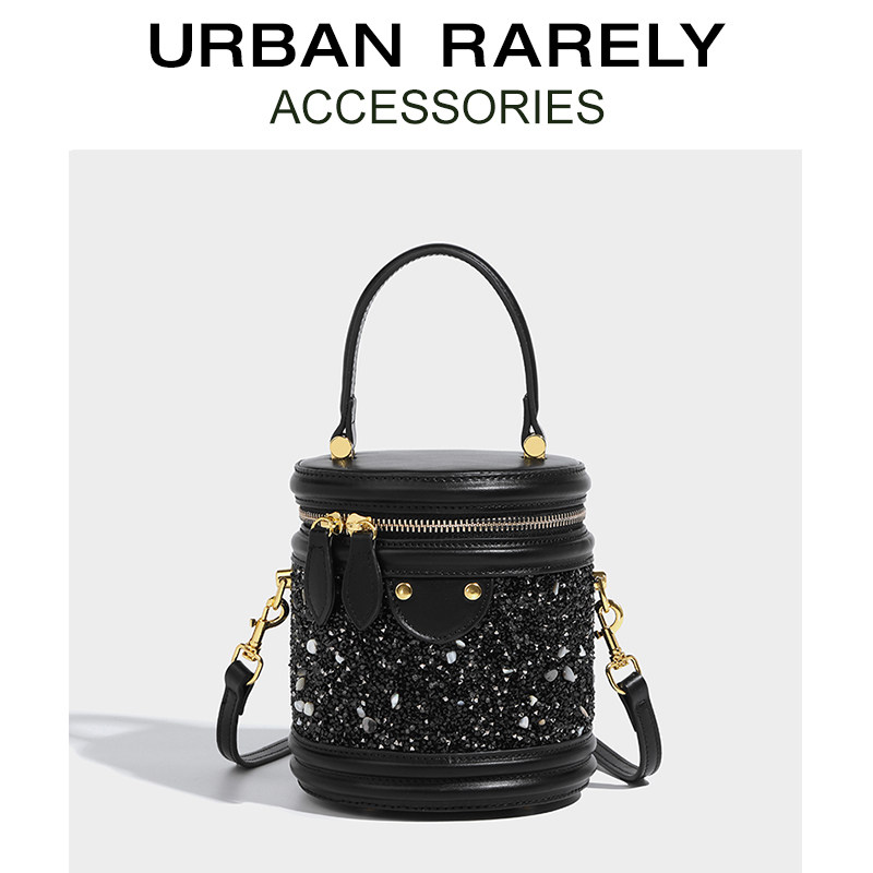 ur女包2022新款包包高级感亮片水桶包单肩斜挎轻奢手提迷你小包潮