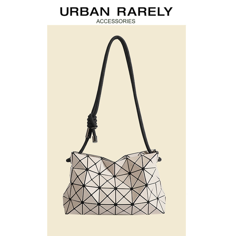 urban rarely几何菱格设计2022夏季新款时尚百搭小方包单肩斜挎包