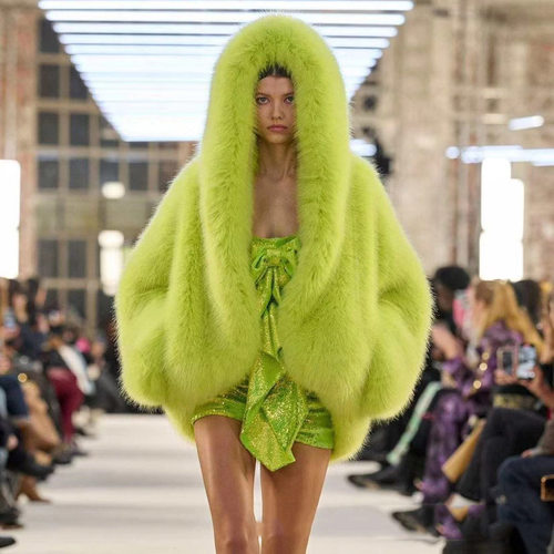 新款炸街环保皮草仿狐狸毛连帽外套女韩版高级毛茸茸保暖外套