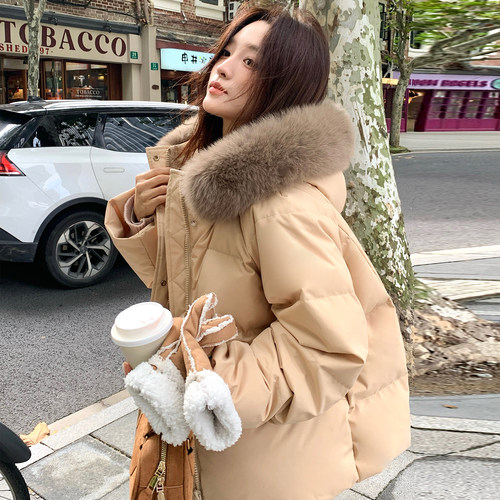 香榭颂狐狸毛短款羽绒服女