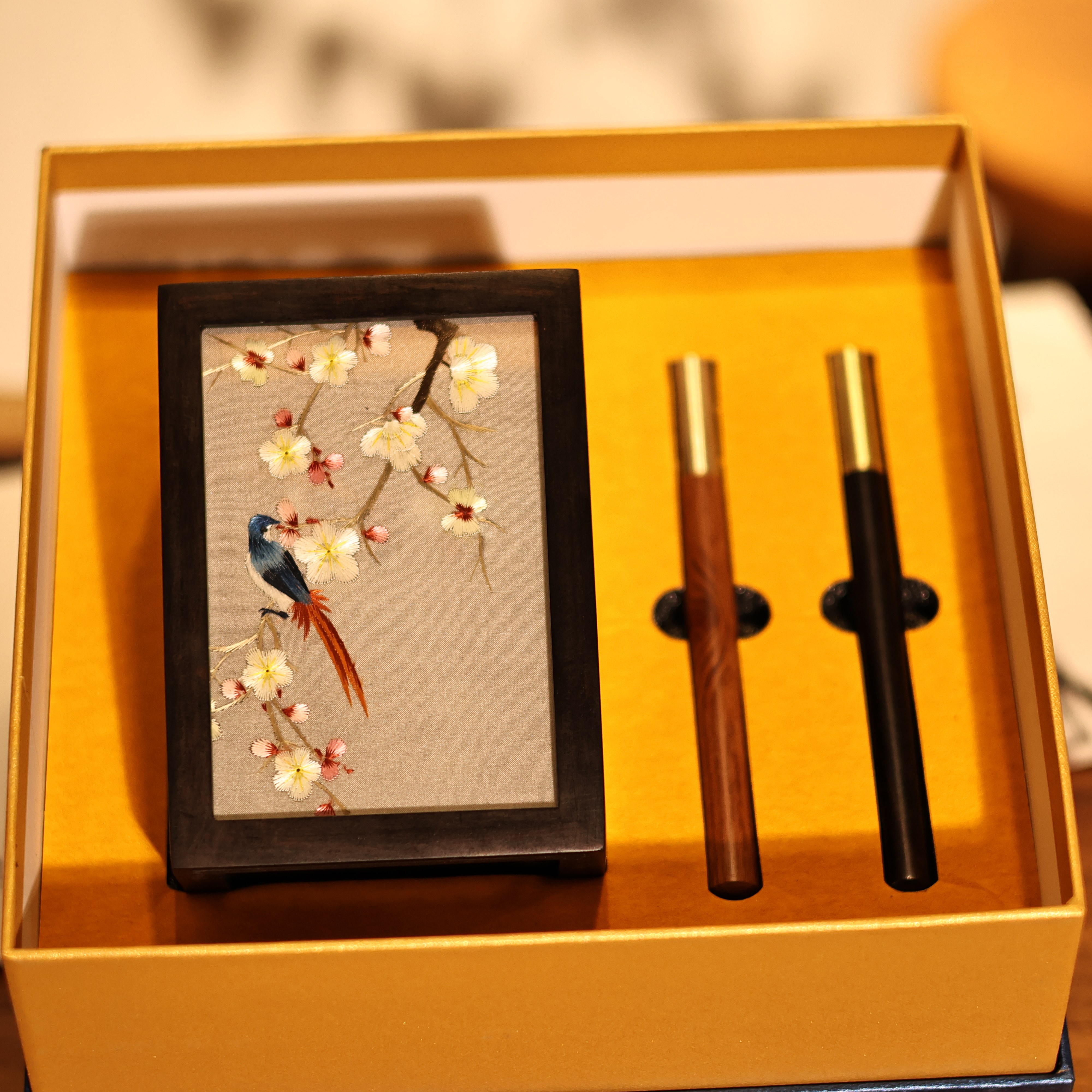 湘绣礼品手工刺绣双面绣紫光檀木笔筒创意中国风企业礼物精品苏绣