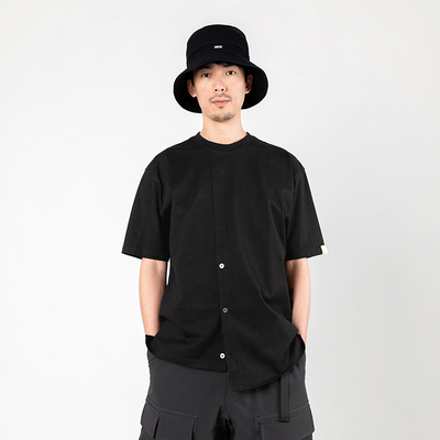 不对称下摆多口袋户外短袖T恤