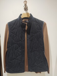 TRANDS皮马甲.西班牙进口全桶染小牛皮.皮质轻薄，皮面细腻柔软