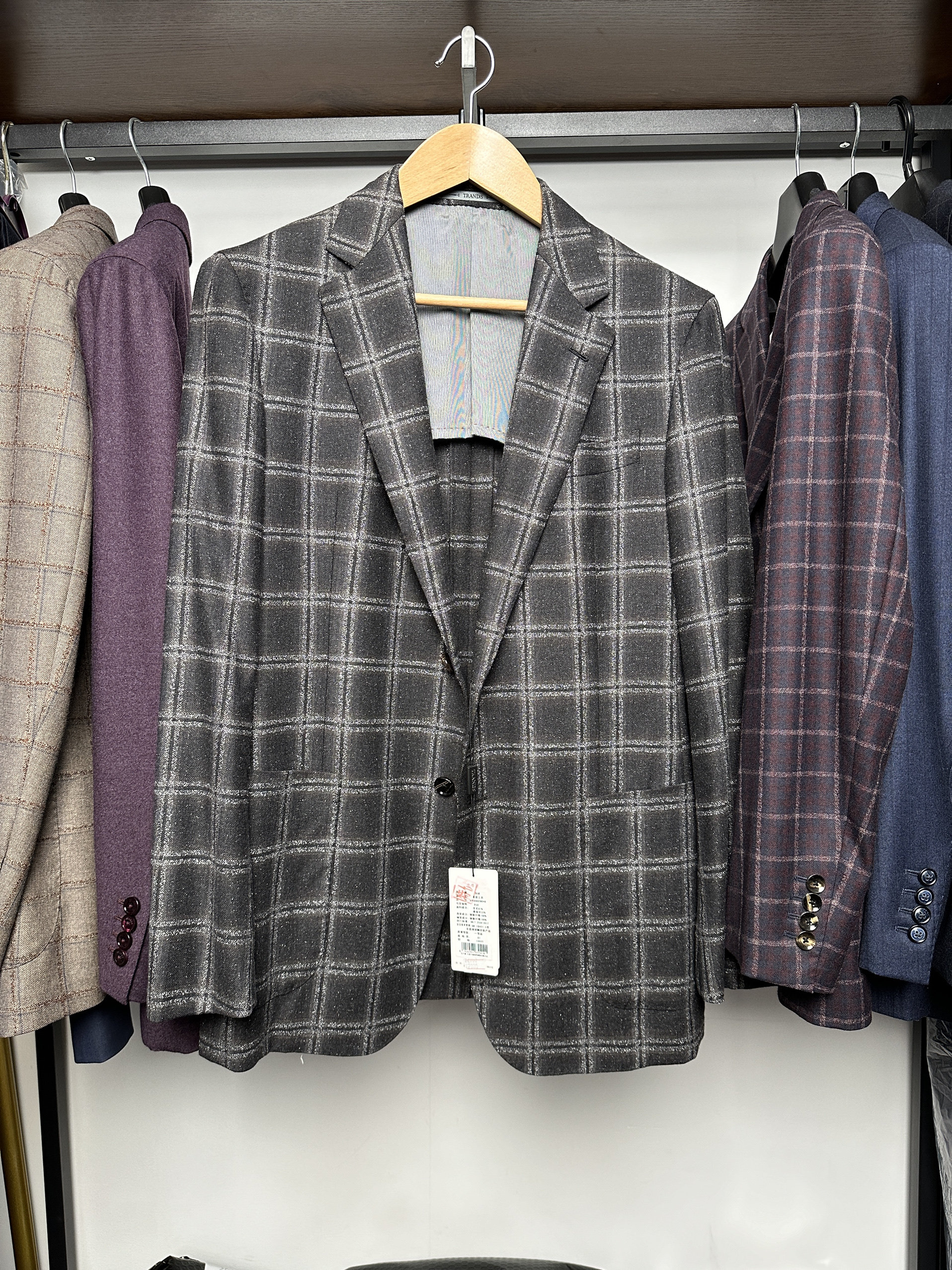 trands高定单西,英国多美面料,全麻衬米兰眼,吊牌价16800