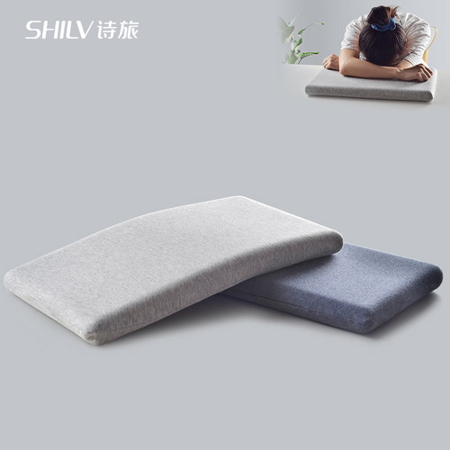 学生睡觉神器儿童桌上午休抱枕