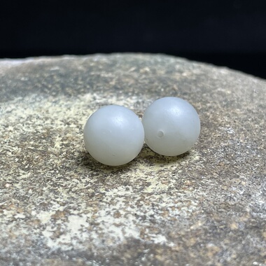 和田卡11.75mm白玉圆珠，量大从优，珠圆玉润，无裂单珠散珠串珠