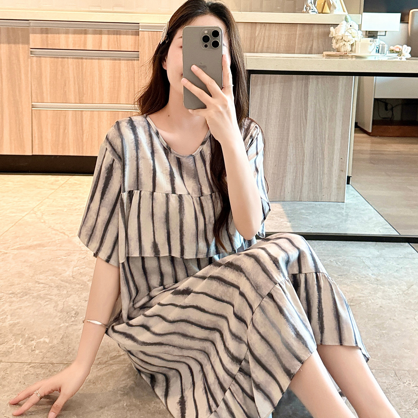 防凸点棉绸睡裙女夏短袖妈妈睡衣孕妇连衣裙大码中老年人居家裙子