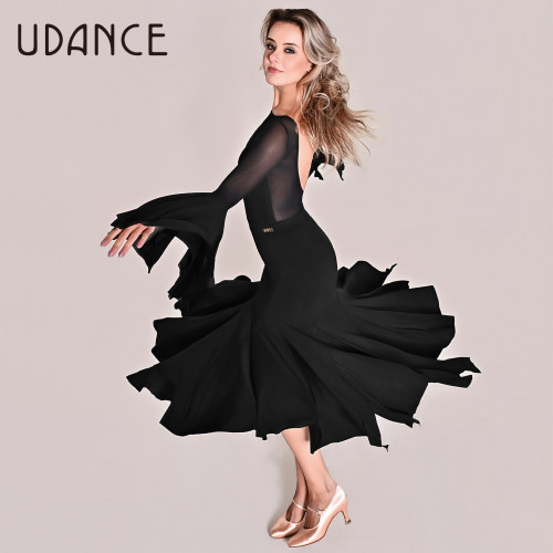 UDANCE摩登长裙2026新款包臀长裙大裙摆高腰设计不规则裙摆AMD08