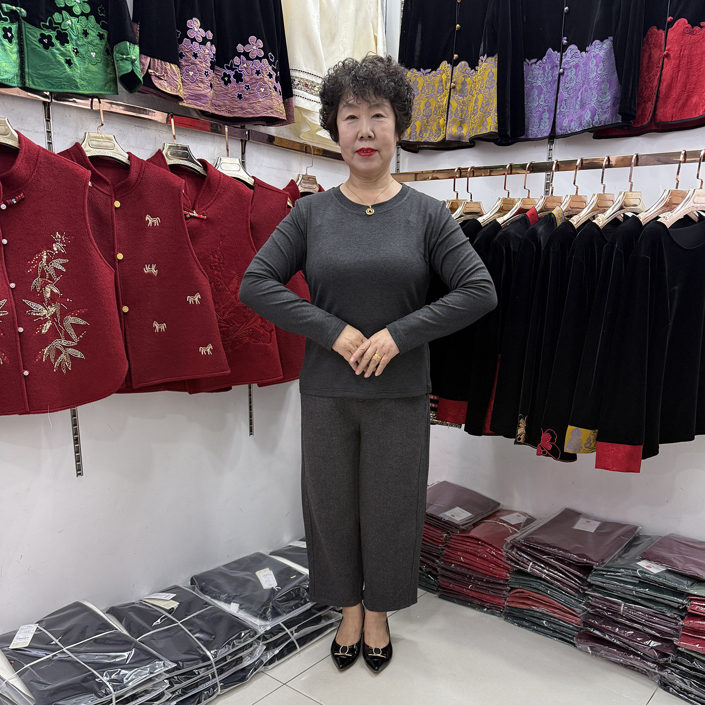 【高级感】妈妈早春新款圆领长袖t恤衫2026灰色百搭显瘦休闲套裤,女装/女士精品,中老年女装,淘宝优惠券,粉丝福利购,淘宝优惠卷