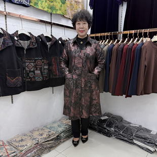 中年妈妈秋装时尚翻领风衣外套女中长流行花色阔太太宽松开衫上衣