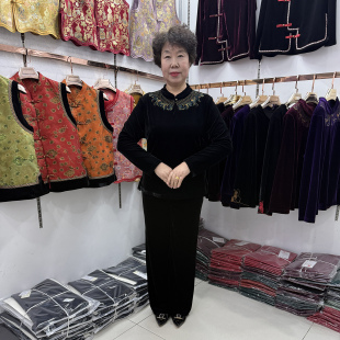【新年款】中老年春季丝绒长袖旗袍打底衫女2026妈妈刺绣时尚套装
