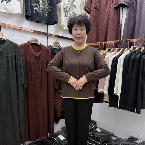 中年人春秋新品圆领撞色休闲卫衣外套女棒球服假两件上衣妈妈开衫