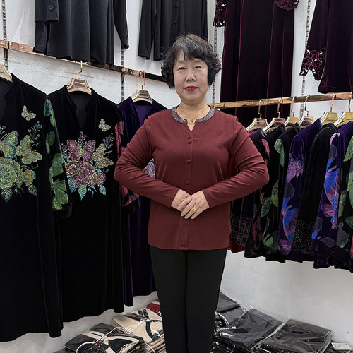 【春装新品】中年妈妈半开领烫钻洋气长袖恤衫