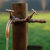 户外庭院工业风复古暗装 入墙定制阳台铜不锈钢加长面盆艺术水龙头