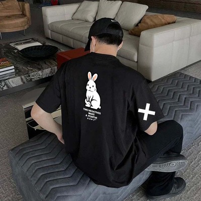 xxDESIGN后背兔子美式短袖T恤