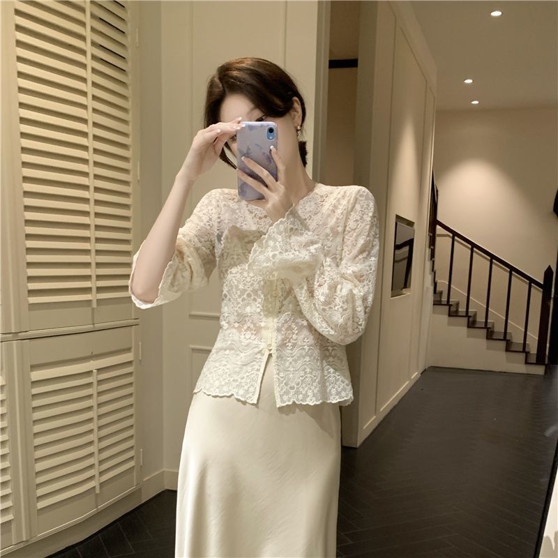 性感纯欲风蕾丝开衫上衣女秋季新款V领修身显瘦高级感内搭打底衫