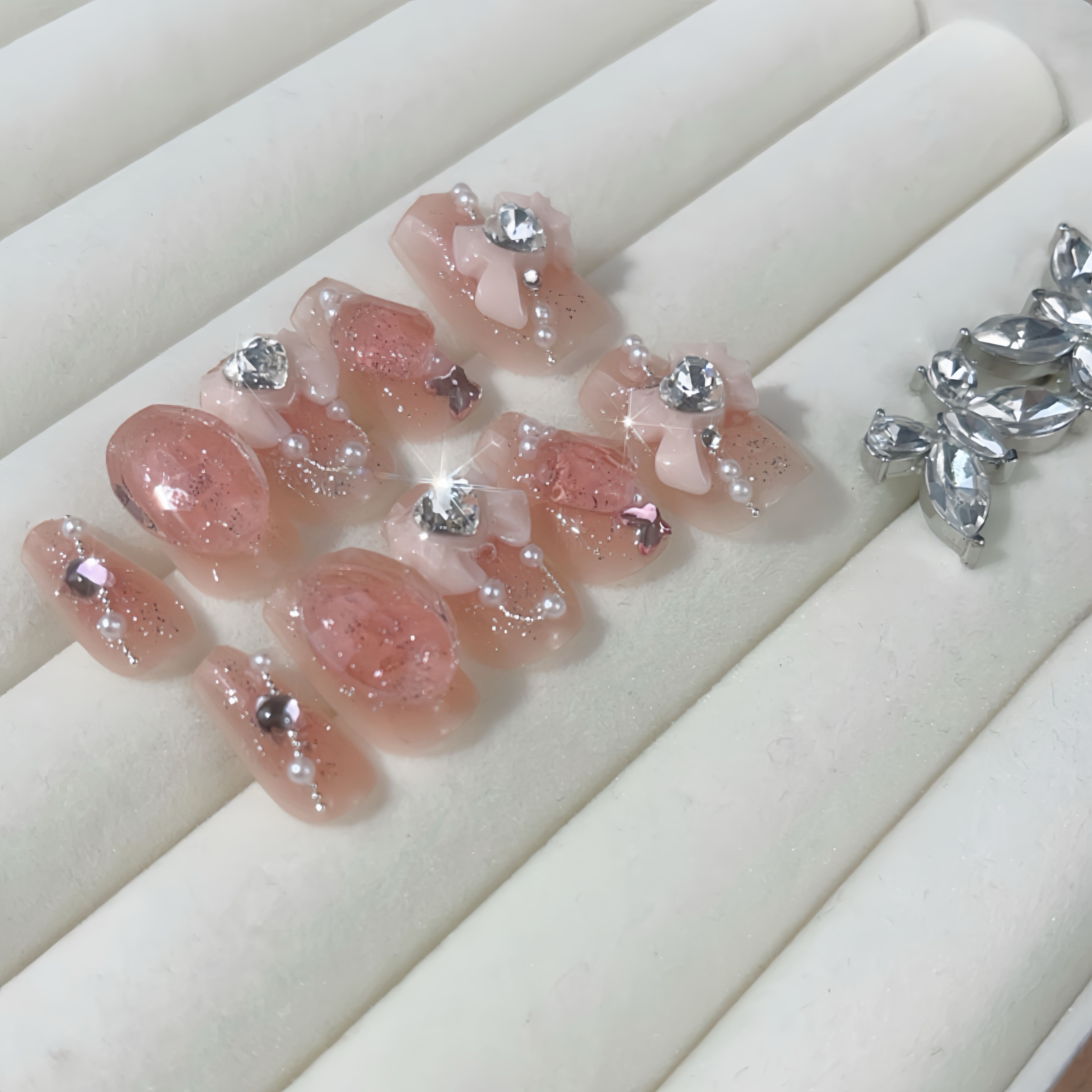 手工美甲穿戴甲腮红爆闪满钻蝴蝶结高级轻奢公主粉钻钢珠珍珠婚甲