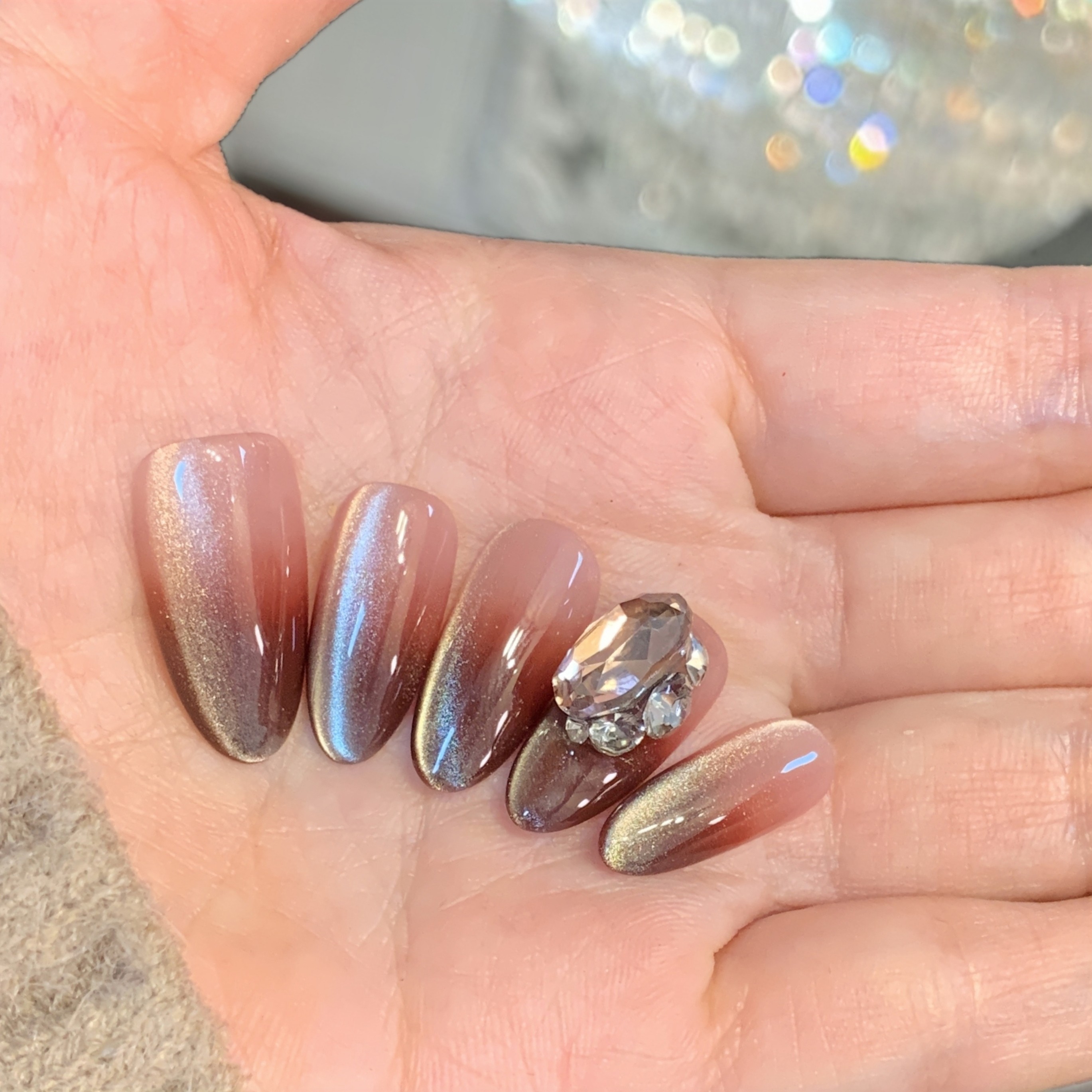 2026新款手工显白高端定制深咖渐变爆闪猫眼中椭圆鸽子蛋钻石美甲,彩妆/香水/美妆工具,穿戴甲/甲片,淘宝优惠券,粉丝福利购,淘宝优惠卷