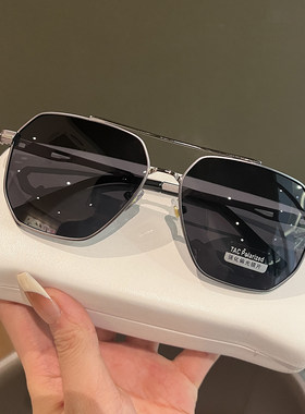 变色墨镜男超酷开车专用驾驶偏光高清太阳眼镜户外钓鱼防紫外线潮