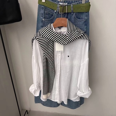 松弛风苎麻刺绣长袖衬衫女