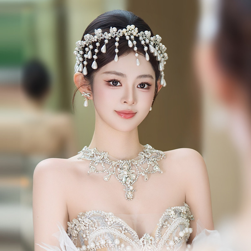 新娘头饰复古韩系高级感异域公主仿真珍珠额饰重工婚纱礼服配饰品