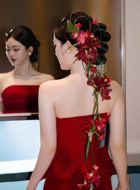 新娘新中式古典手作森系复古红色花发饰结婚礼服晨袍高级感造型女