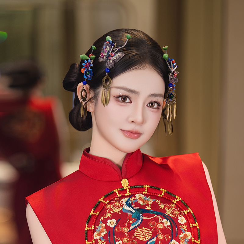 新中式新娘小众复古手工发饰蓝绿蝴蝶莲藕流苏结婚旗袍敬酒服头饰