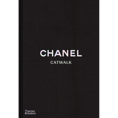 香奈儿Chanel书catwalk