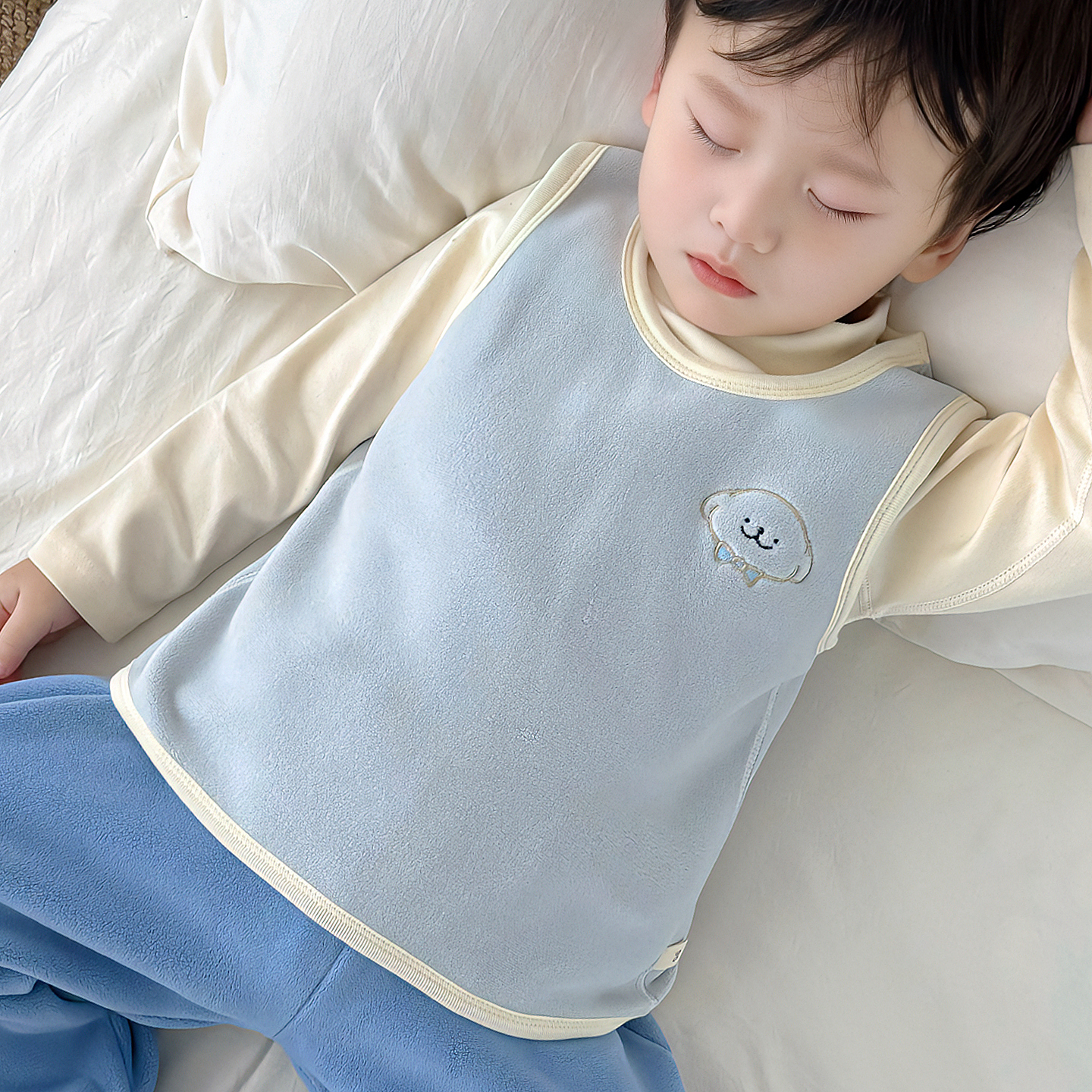 儿童背心秋冬加绒保暖马甲