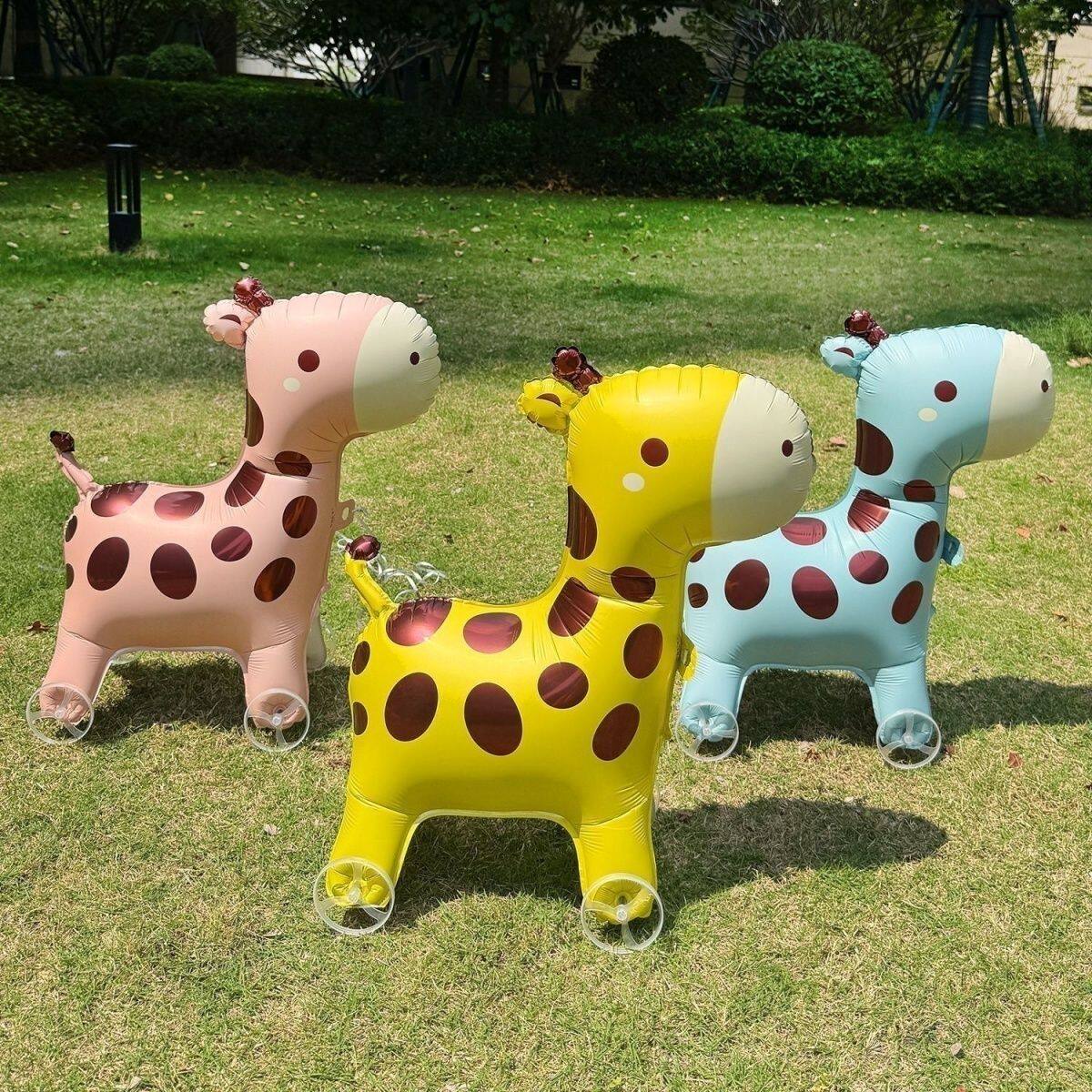 新新款网红卡通走路带轮动物长颈鹿气球儿童夜市梅花鹿打气小动物