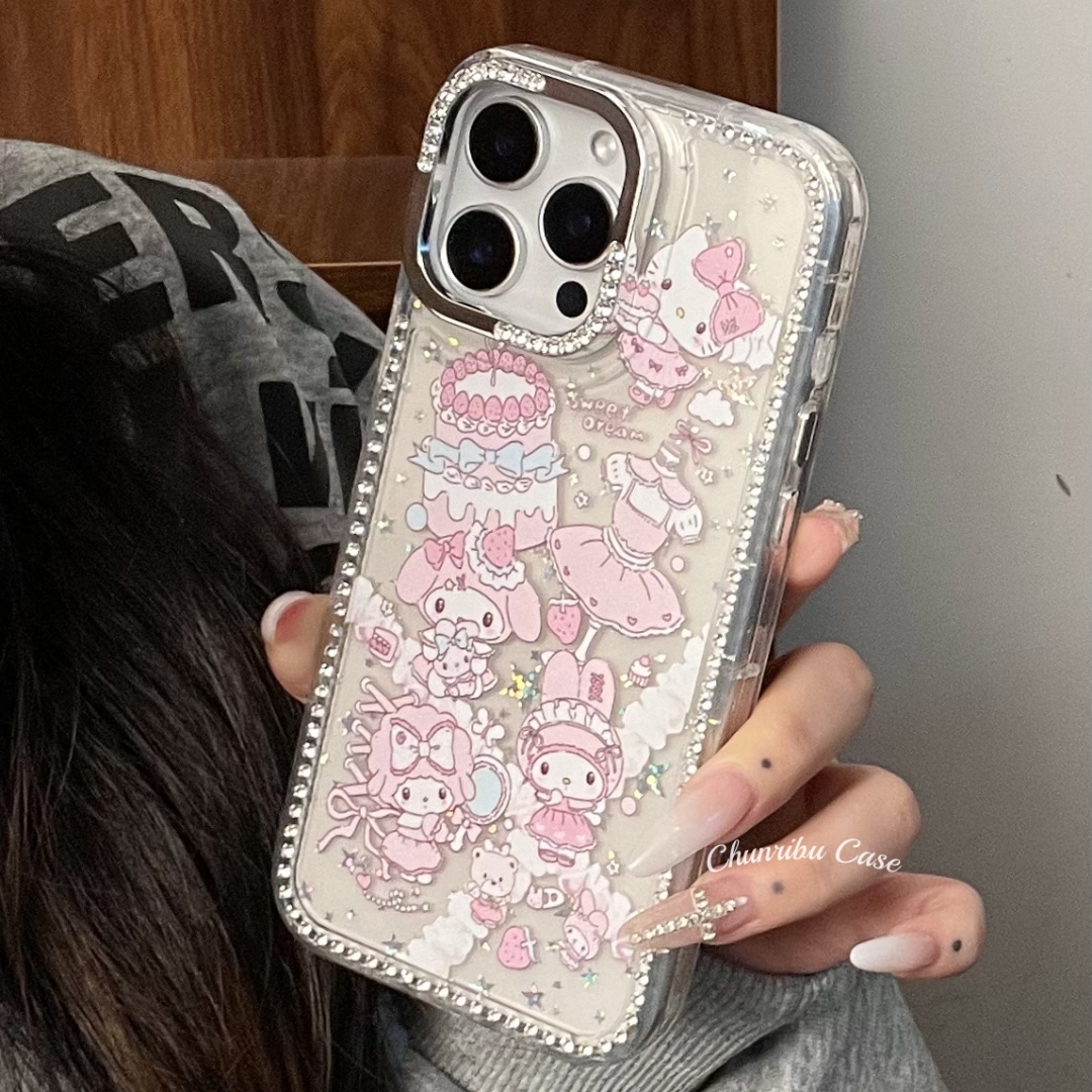 春日部防卫队Fighting|日韩可爱卡通点钻双层蛋糕莲蓬群美乐蒂适用苹果16promax手机壳吊坠iphone15/14/13