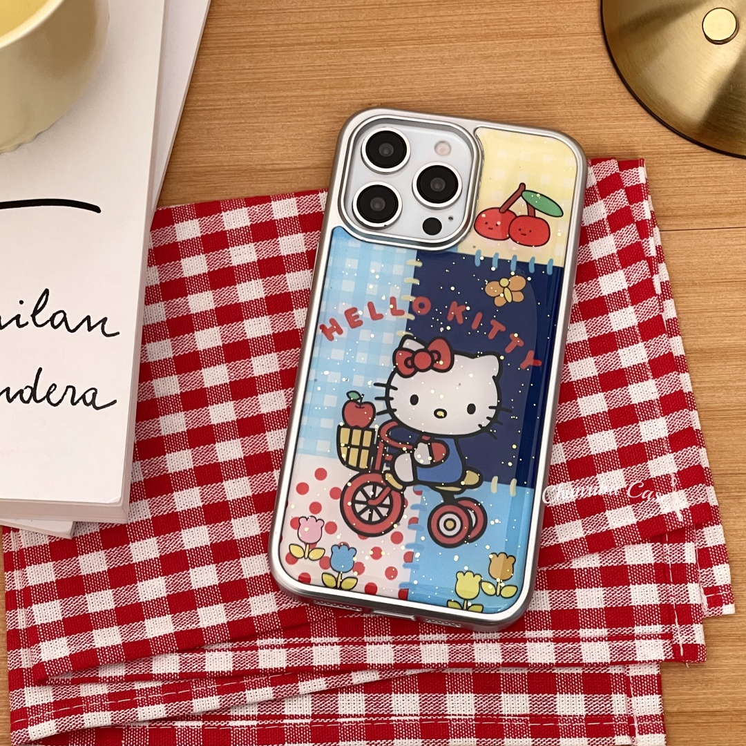春日部防卫队Fighting｜日韩可爱骑三轮车hellokitty适用苹果16手机壳女iphone15plus/14promax/13/12/11华为